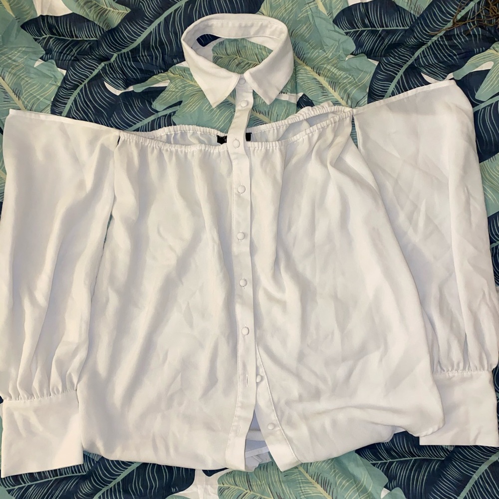 Off the shoulder, white, collared blouse